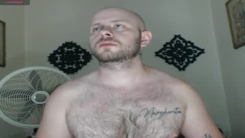 Snapshot of tony_white_7 chatting on 04-28-26, 02:27 TONY online show from 04-28-26, 02:27