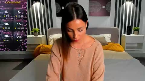 Snapshot of tonya_lamb chatting on 09-20-25, 01:39 Tonya online show from 09-20-25, 01:39