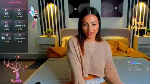 Snapshot of tonya_lamb chatting on 10-10-25, 01:59 Tonya online show from 10-10-25, 01:59