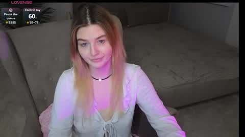 Tonya online show from 04-20-26, 01:41