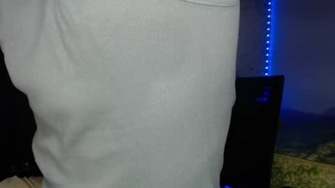 tonydesire_ online show from 04-19-26, 09:06