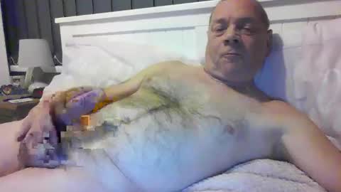 Snapshot of tonygibbson62 chatting on 12-28-24, 05:57 tonygibbson62 online show from 12-28-24, 05:57