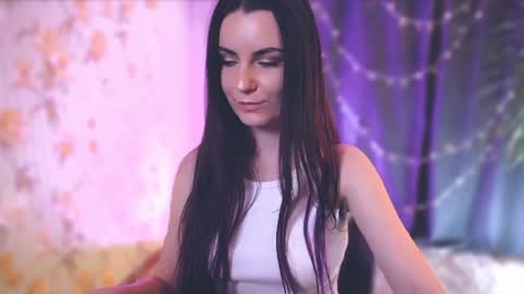 Snapshot of too_beautiful chatting on 01-15-25, 08:26 Elizabeth online show from 01-15-25, 08:26