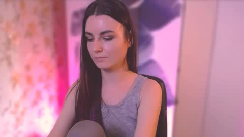 Snapshot of too_beautiful chatting on 02-26-25, 08:22 Elizabeth online show from 02-26-25, 08:22