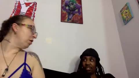 toochillcouple420 online show from 12-07-24, 12:52