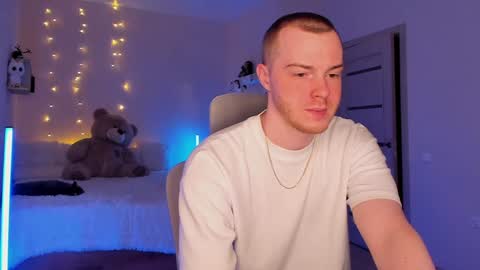 Snapshot of toohornyserj chatting on 12-09-24, 11:34 toohornyserj online show from 12-09-24, 11:34