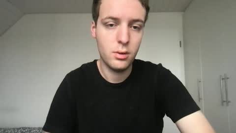 Max online show from 11-07-25, 07:52