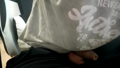 toohugeandstonedxoxo online show from 07-22-26, 10:07