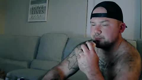 Snapshot of toomuchboost32 chatting on 03-08-25, 05:59 toomuchboost32 online show from 03-08-25, 05:59