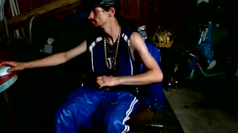 Snapshot of topdogintraining93 chatting on 05-30-26, 11:40 SagMeOreduceMe online show from 05-30-26, 11:40