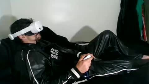 Snapshot of topdogintraining93 chatting on 06-09-26, 08:04 SagMeOreduceMe online show from 06-09-26, 08:04