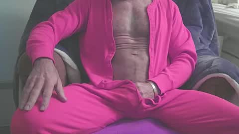 Snapshot of topfortwinks chatting on 12-25-24, 05:26 topfortwinks online show from 12-25-24, 05:26