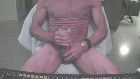 Snapshot of topfortwinks chatting on 11-20-25, 12:11 topfortwinks online show from 11-20-25, 12:11