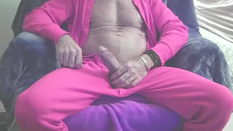 Snapshot of topfortwinks chatting on 11-26-25, 06:36 topfortwinks online show from 11-26-25, 06:36