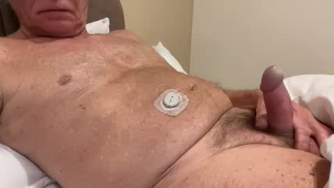 Snapshot of topsurgeon2025 chatting on 02-15-26, 02:08 topsurgeon2025 online show from 02-15-26, 02:08