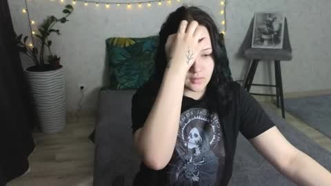 Snapshot of tori_sweet_tori chatting on 05-29-26, 12:41 Tori online show from 05-29-26, 12:41