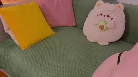 Snapshot of tori_the_witch chatting on 10-10-25, 05:17 Tori online show from 10-10-25, 05:17