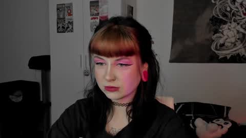 your personal gothic girl check it    online show from 12-05-24, 11:18