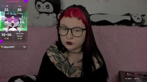 your personal gothic girl check it    online show from 03-01-26, 05:37