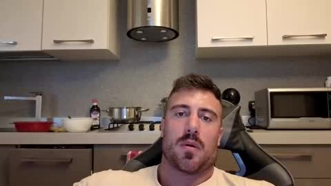 toro_arrapato online show from 11-05-25, 03:01