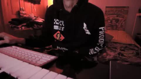 Torosko online show from 11-24-25, 05:12