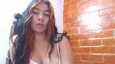 Snapshot of torres_karla chatting on 02-19-26, 05:03 karla online show from 02-19-26, 05:03