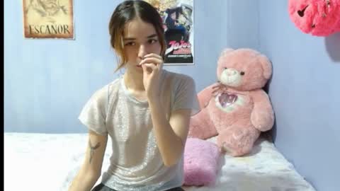 torvi_69 online show from 11-11-25, 06:08