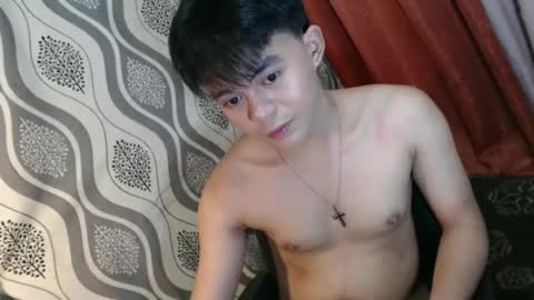 Snapshot of toshirokunn chatting on 01-04-25, 02:56 Toshiro online show from 01-04-25, 02:56