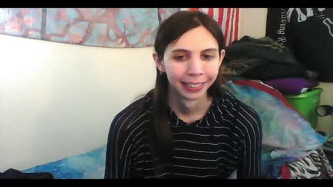 Snapshot of totalfuckingadorable chatting on 01-18-25, 09:34 Luna online show from 01-18-25, 09:34