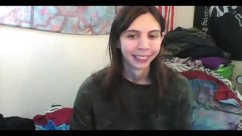 Snapshot of totalfuckingadorable chatting on 01-20-25, 03:48 Luna online show from 01-20-25, 03:48