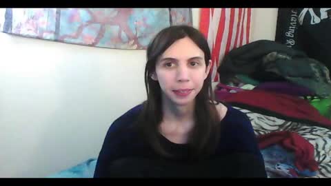 Snapshot of totalfuckingadorable chatting on 01-29-25, 04:26 Luna online show from 01-29-25, 04:26