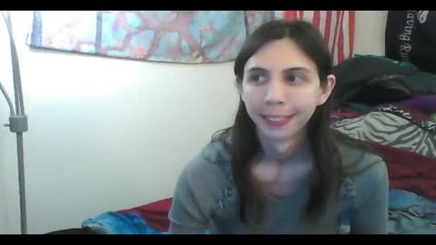 Snapshot of totalfuckingadorable chatting on 03-04-25, 05:53 Luna online show from 03-04-25, 05:53