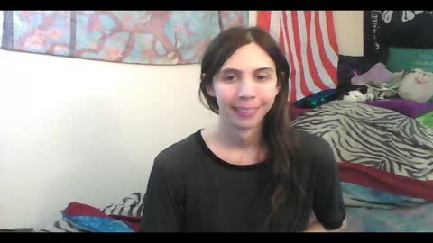 Snapshot of totalfuckingadorable chatting on 09-27-25, 02:38 Luna online show from 09-27-25, 02:38