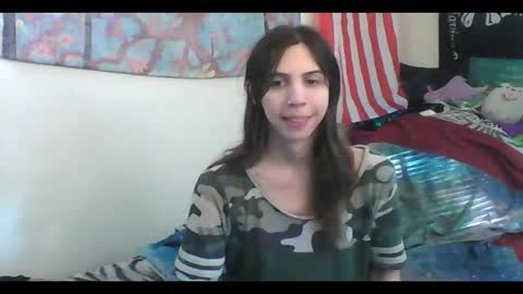 Snapshot of totalfuckingadorable chatting on 09-28-25, 08:47 Luna online show from 09-28-25, 08:47