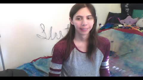 Snapshot of totalfuckingadorable chatting on 10-06-25, 08:06 Luna online show from 10-06-25, 08:06