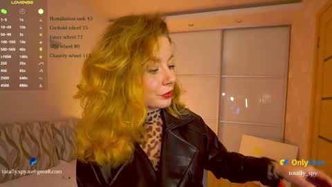 Madam Viktoria   Vacation in Portugal  2811 - 0412 online show from 12-20-24, 02:16