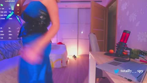 Madam Viktoria   Vacation in Portugal  2811 - 0412 online show from 02-23-25, 06:23