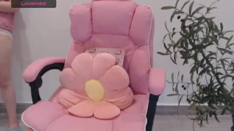 Angelina online show from 09-12-25, 04:34