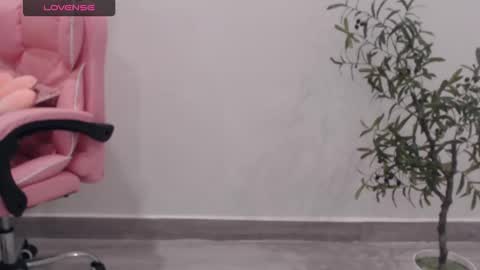 Angelina online show from 09-16-25, 01:50