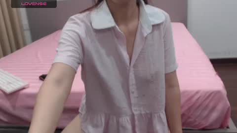 Snapshot of totoro_09 chatting on 06-12-26, 09:08 Angelina online show from 06-12-26, 09:08