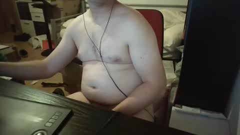 Snapshot of totox1989 chatting on 10-14-25, 09:15 Totox online show from 10-14-25, 09:15