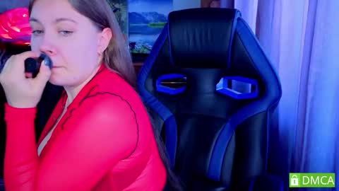 Snapshot of touch_m3 chatting on 10-31-25, 09:21 online show from 10-31-25, 09:21