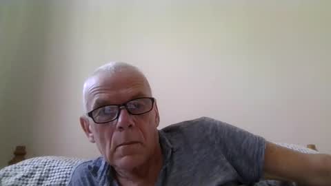 Snapshot of touche5656607203 chatting on 10-28-25, 10:41 touche5656607203 online show from 10-28-25, 10:41