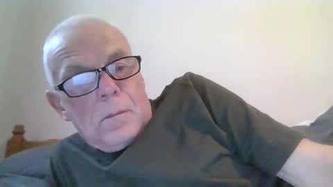 Snapshot of touche5656607203 chatting on 11-22-25, 11:09 touche5656607203 online show from 11-22-25, 11:09