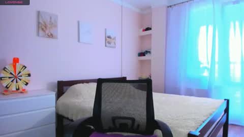 Ellina online show from 06-16-26, 01:58