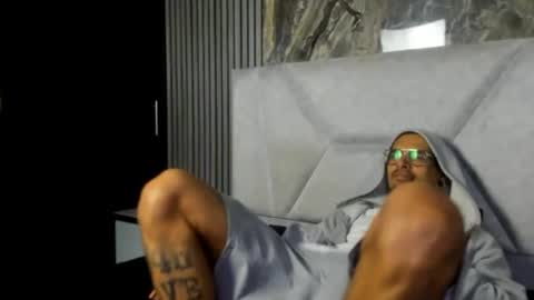 Snapshot of toxicdesire_hl chatting on 07-26-26, 10:05 Sofia y Dante online show from 07-26-26, 10:05