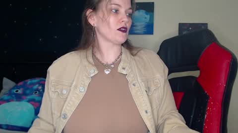 Snapshot of toxiclilly chatting on 01-03-25, 09:25 Lilly Miss Mistress Goddess Maam Queen Boss online show from 01-03-25, 09:25
