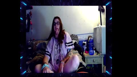 Snapshot of toxiclove1311 chatting on 10-07-25, 01:58 Toxiclove1311 online show from 10-07-25, 01:58