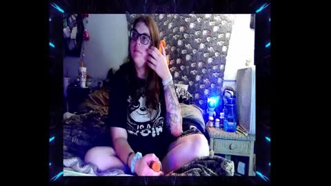 Snapshot of toxiclove1311 chatting on 11-04-25, 12:43 Toxiclove1311 online show from 11-04-25, 12:43