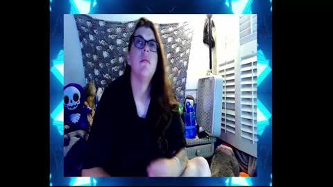 Snapshot of toxiclove1311 chatting on 11-17-25, 11:43 Toxiclove1311 online show from 11-17-25, 11:43